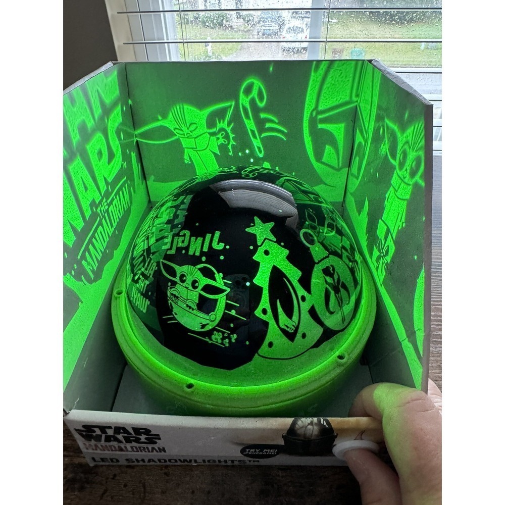Disney's Mandalorian LED Christmas Projector 4 color Lights Star Wars Yoda New